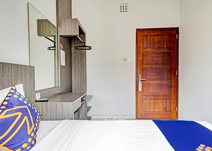 Hotel O Cihampelas Near Ciwalk Formerly D\'River Guest House